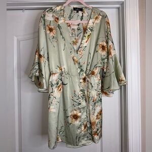 LULUS SAGE GREEN FLORAL PRINT SATIN WRAP MINI DRESS